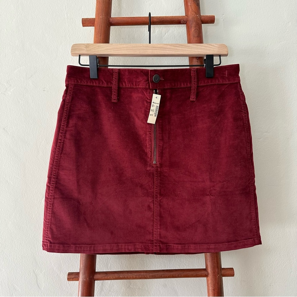 Madewell Stretch Velveteen Straight Zip Mini Skirt - Dark Cabernet - NWT - 27 - Picture 4 of 8